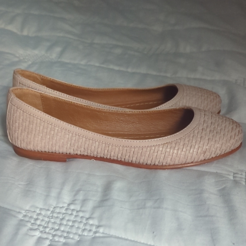 Frye Woven Flats - Picture 5 of 5